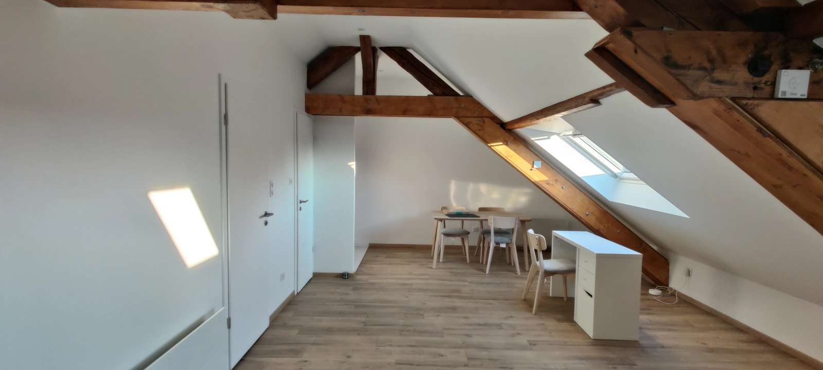 Coin repas et bureau